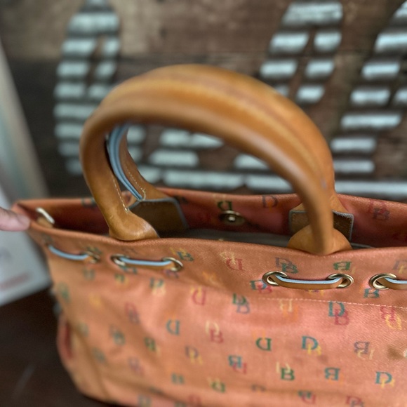 Dooney & Bourke tote - Picture 11 of 11